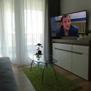  Апартаменты Mogilska Tower + Garaz